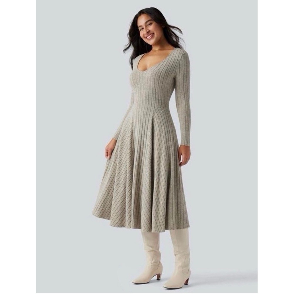 Minimalist Halara Ribbed Knit V-Neck Midi Dress XS Grey Long Sleeve Fit & Flare